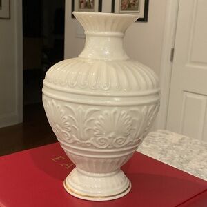 Lenox Cream Vase with Gold Trim